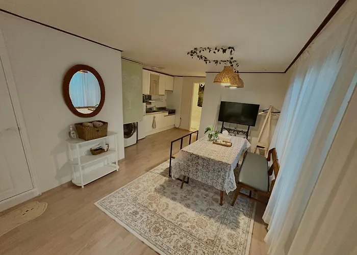 Open 홍대강남20분 3room5bed 최대 8인 장기숙박할인 가족환영 * 서울특별시