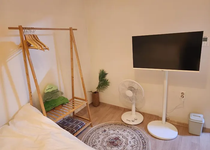 Open 홍대강남20분 3room5bed 최대 8인 장기숙박할인 가족환영 아파트