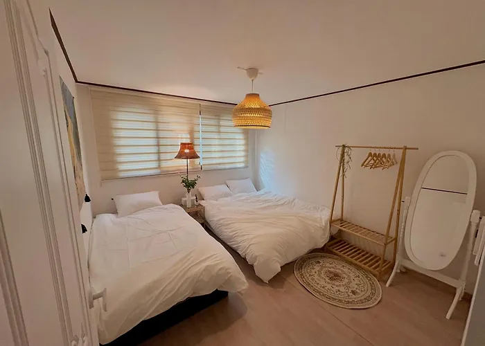 Open 홍대강남20분 3room5bed 최대 8인 장기숙박할인 가족환영 아파트