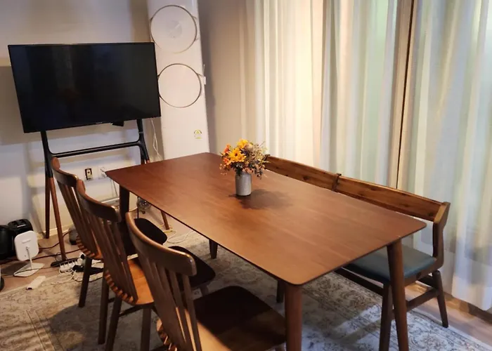 Open 홍대강남20분 3room5bed 최대 8인 장기숙박할인 가족환영